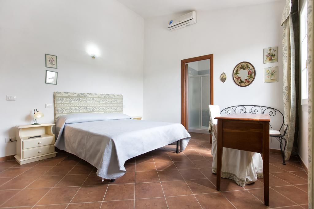 Villa Raimonda Putifigari Kültér fotó